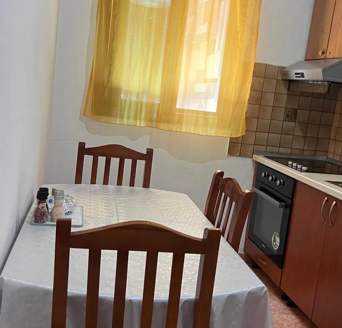 Vila Endry Vlore 0*,
